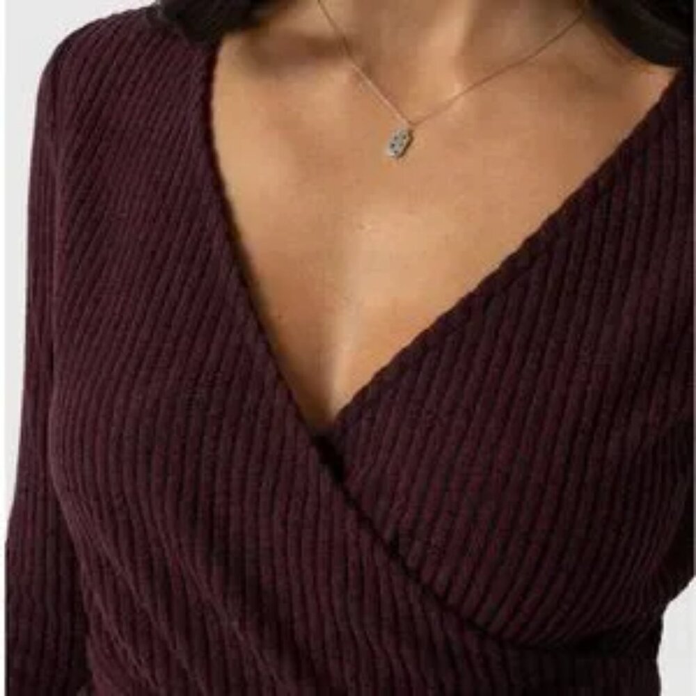 Cute wrap sweater/top, size 14/16